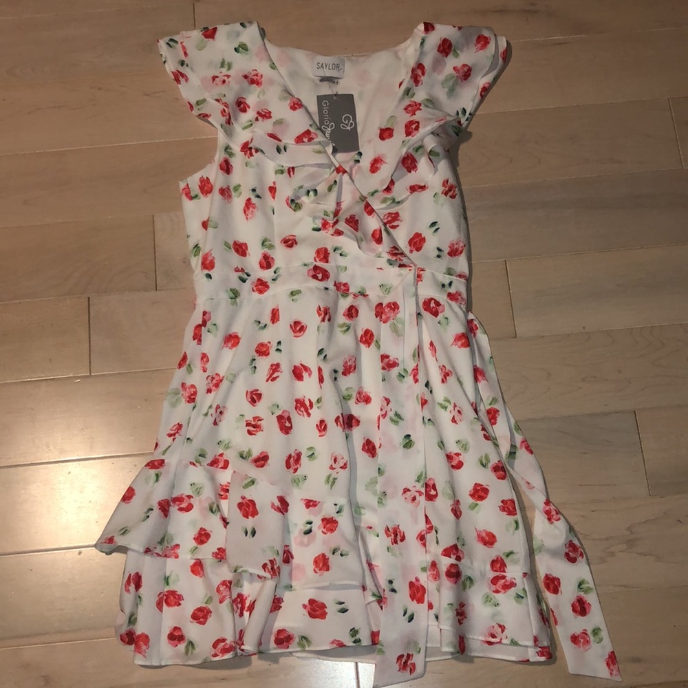 Saylor Cassandra red white floral wrap ruffle dress M